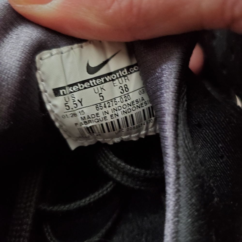 Nike Air Huraches kids sz 5.5